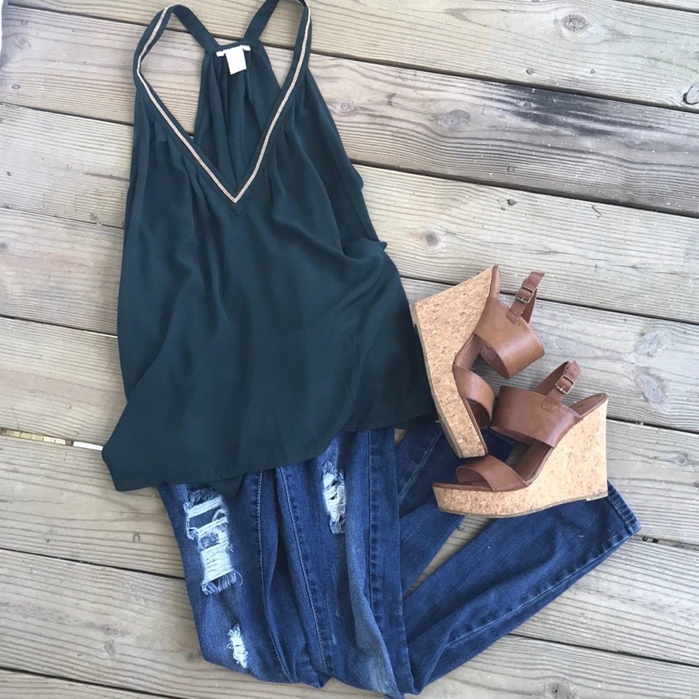 Deep-V beaded tank
